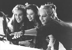 Sarah Jessica Parker, Shannon Doherty and Helen Hunt in Girls Just Want To Have Fun